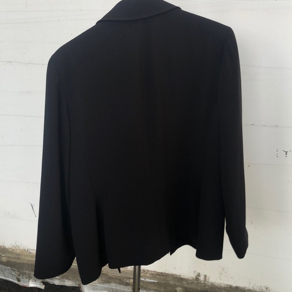 Black Blazer Zip Up - Picture 4 of 4